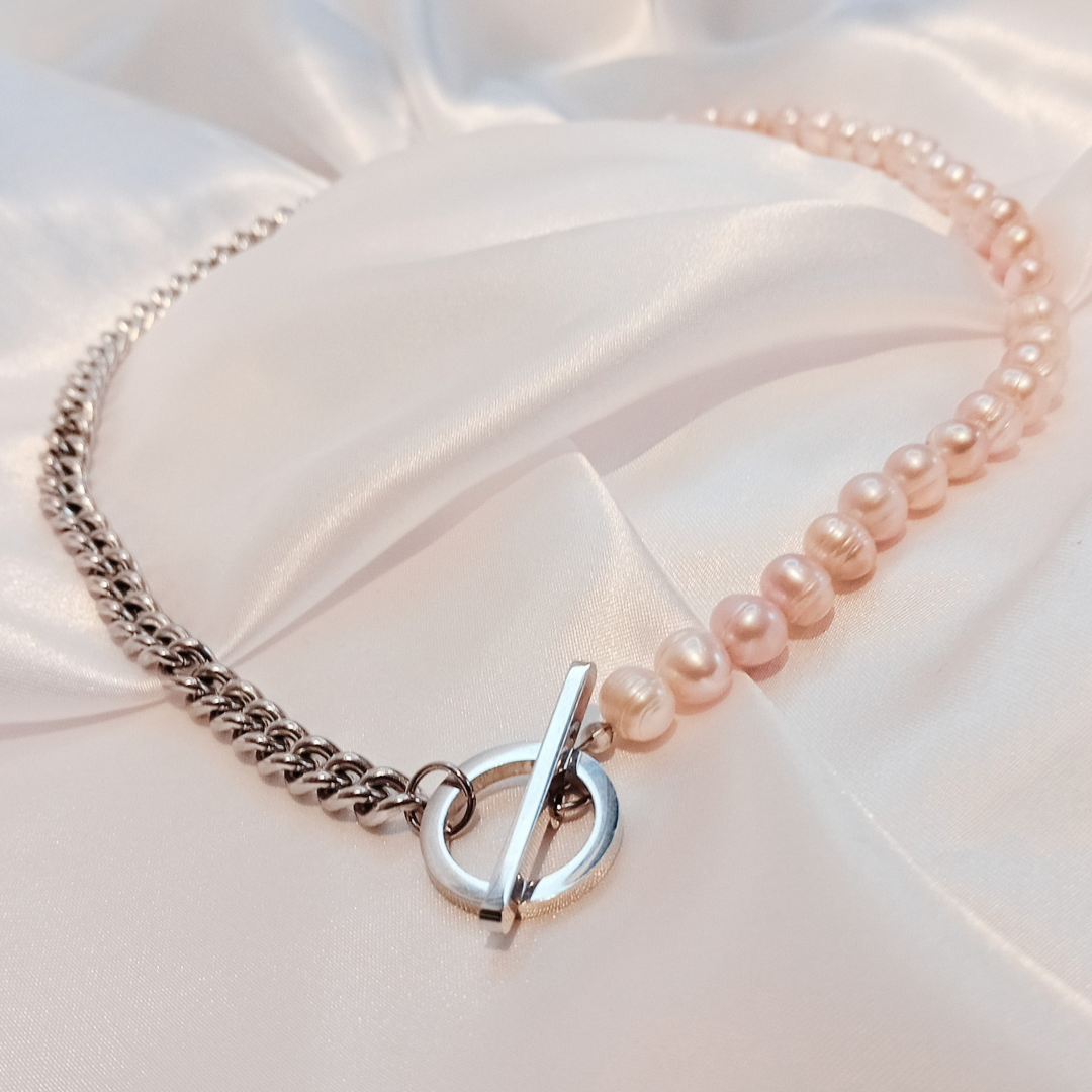 chain jewelry set in stainless steel with baroque pearls and T bar clasp