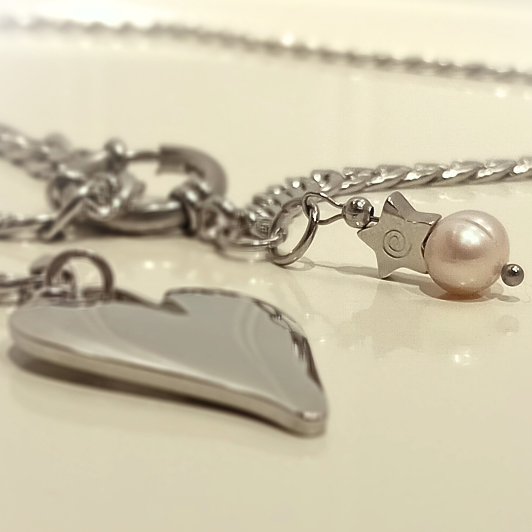 Muse • Stainless-Essential